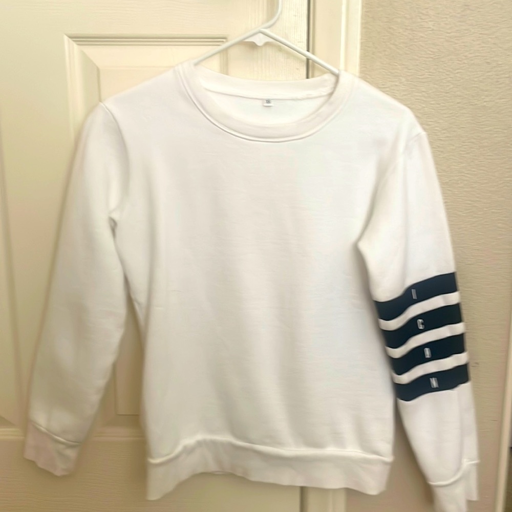 ICON XS Crewneck Sweatshirt